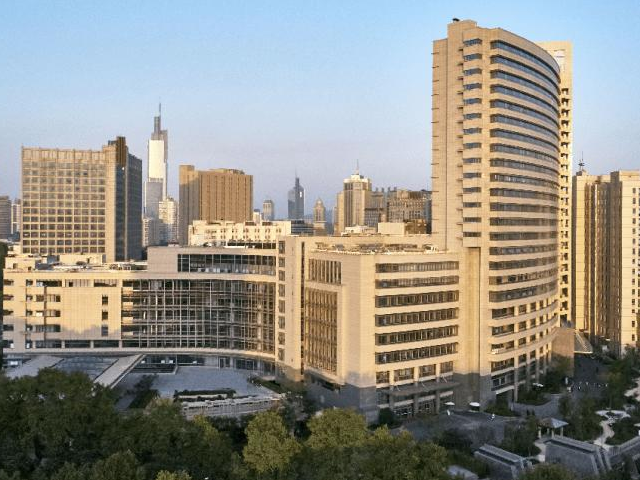 江苏省人民医院生殖中心有两个分部