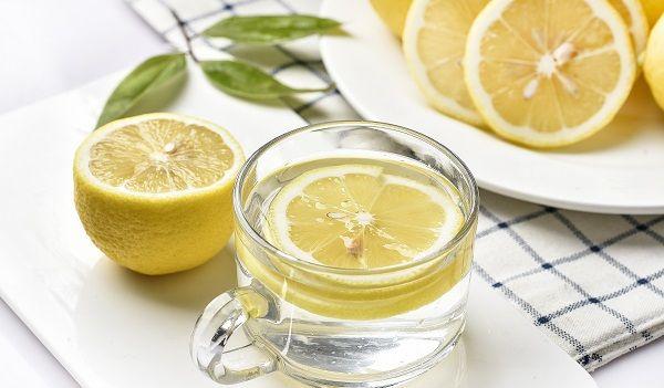 孕妇喝柠檬水的功效作用是什么
