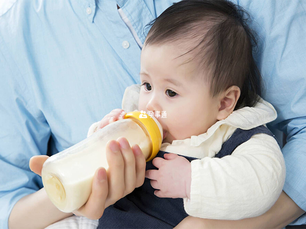 水解奶粉是针对牛奶蛋白过敏的宝宝专门调配的一款奶粉