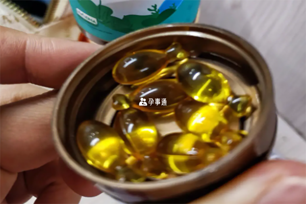 宝宝适量食用dha能够促进脑部发育