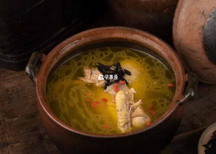 上海人坐月子喝母鸡汤