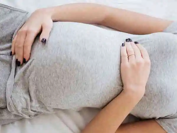孕妇睡姿和生男生女有什么关系