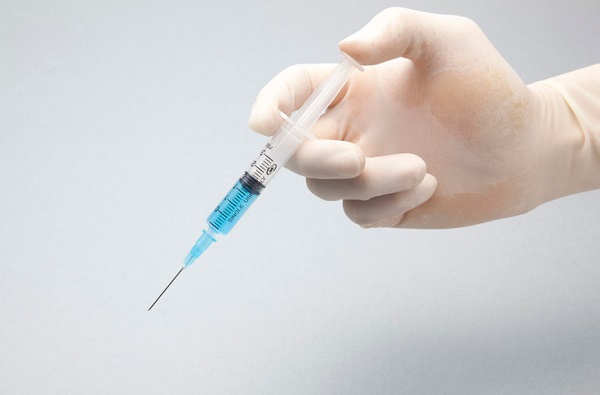 新冠疫苗接种当日应避免注射部位沾水